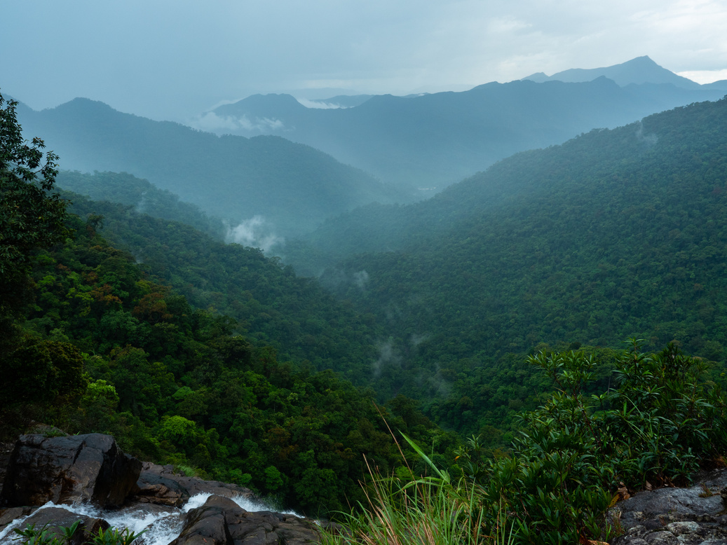 vietnam Bach ma national park view