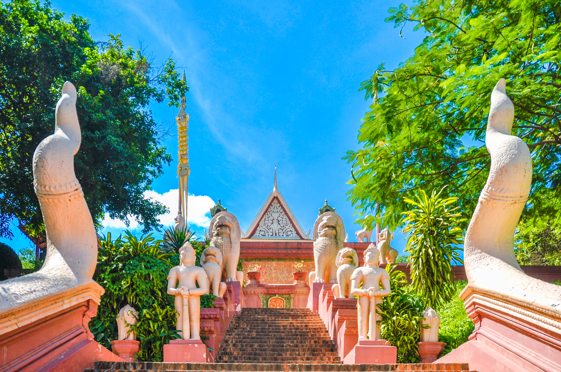 Wat Phnom, Phnom Penh, Cambodia